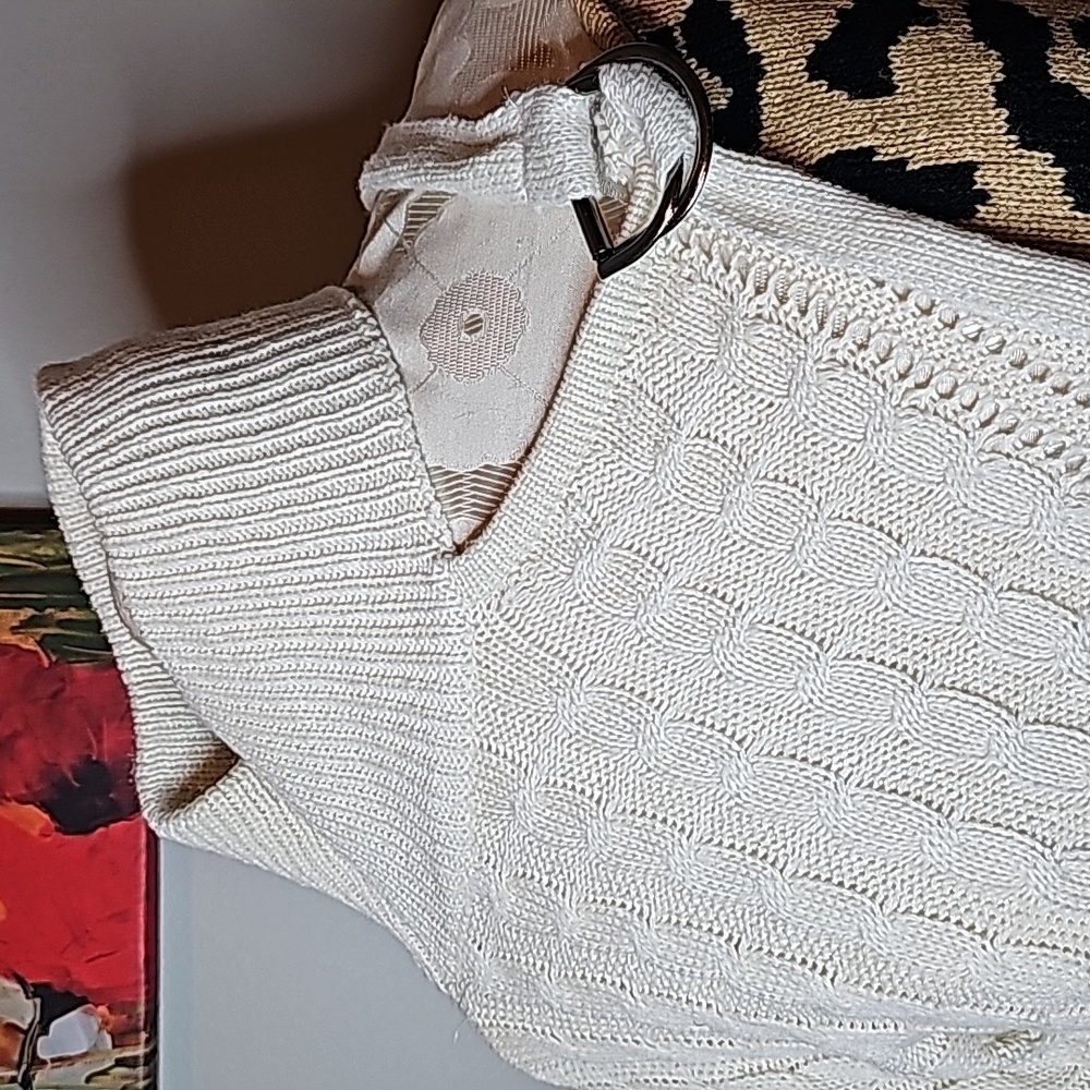 Cold Shoulder Sweater - Picture 2 of 8